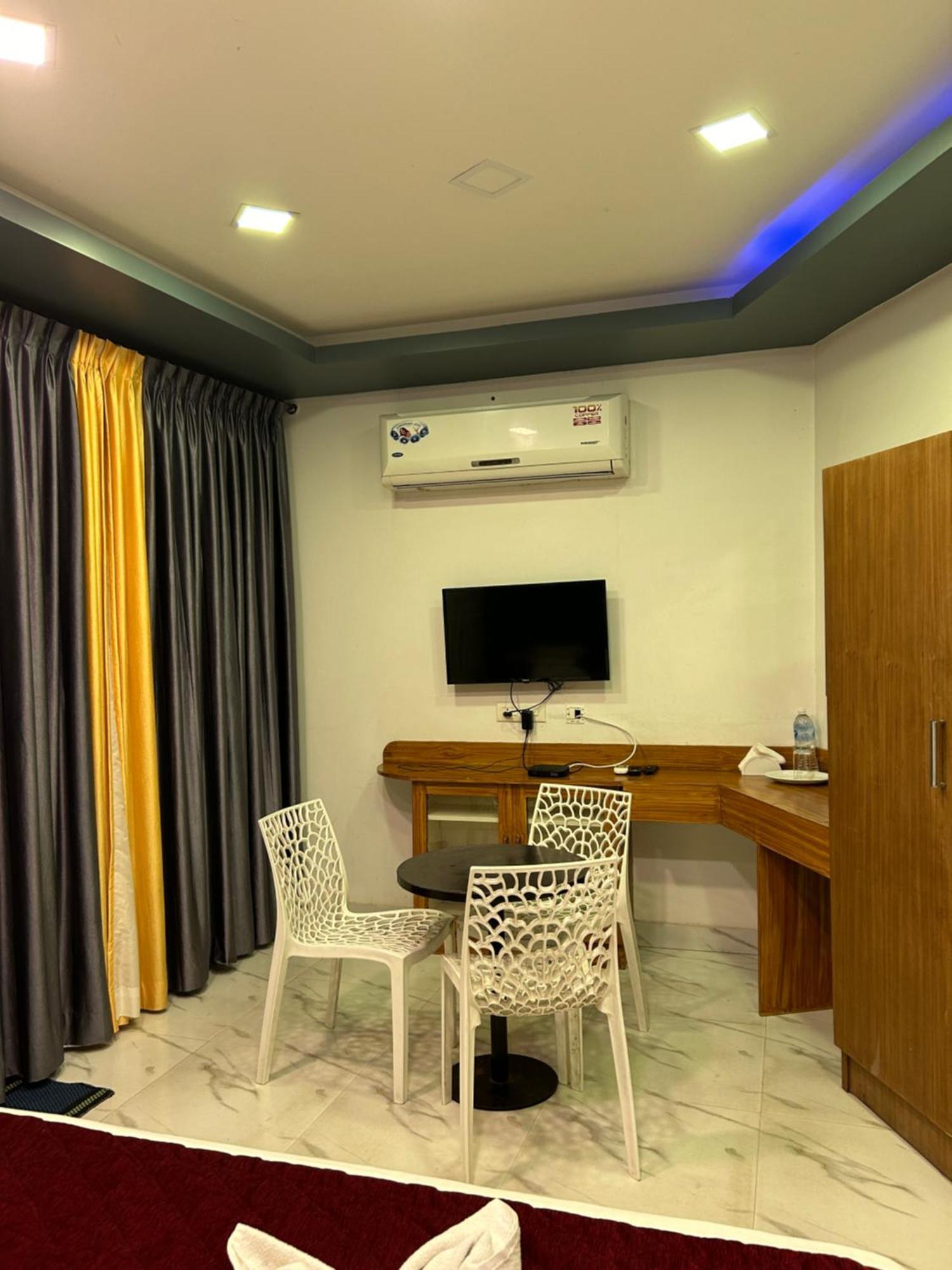 G Hotel Kottakuppam Экстерьер фото